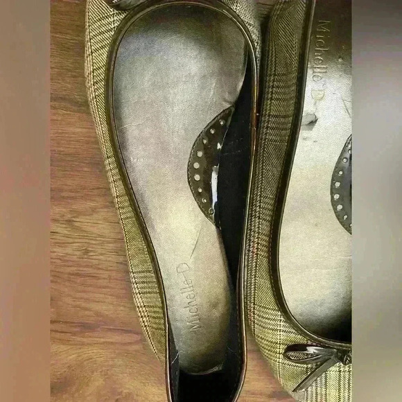 Michelle D size 10 black,white,brown  plaid flats - Picture 9 of 12